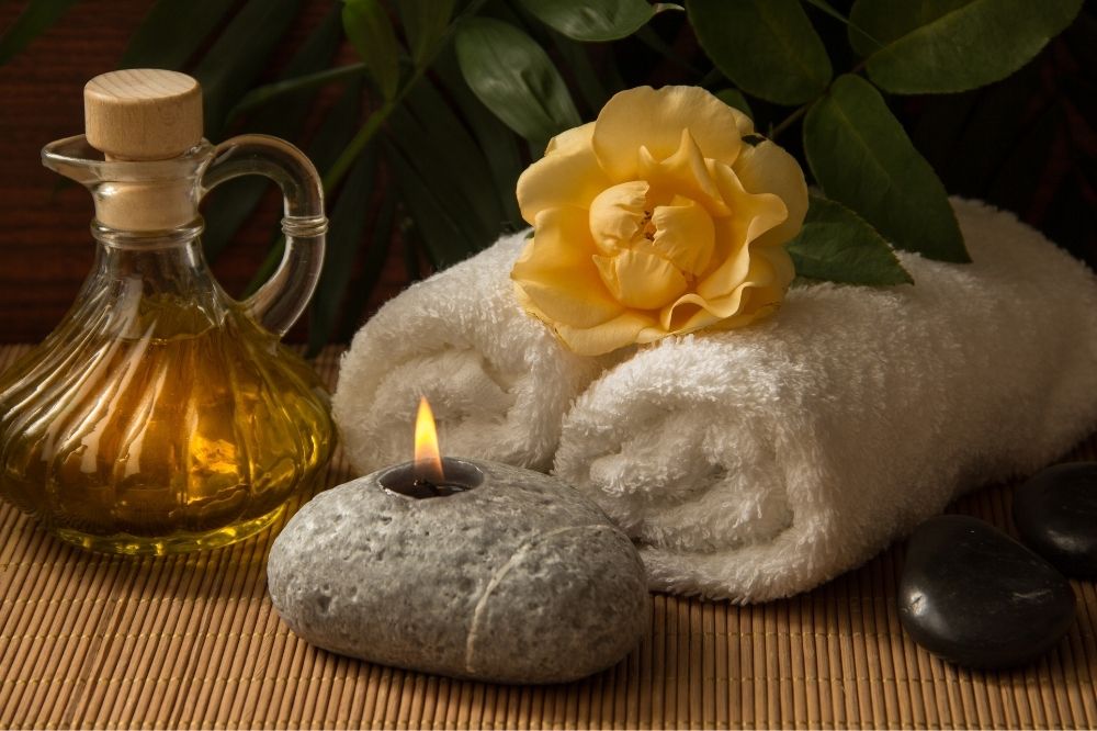 Huiles de massages relaxantes : notre sélection pour se détendre